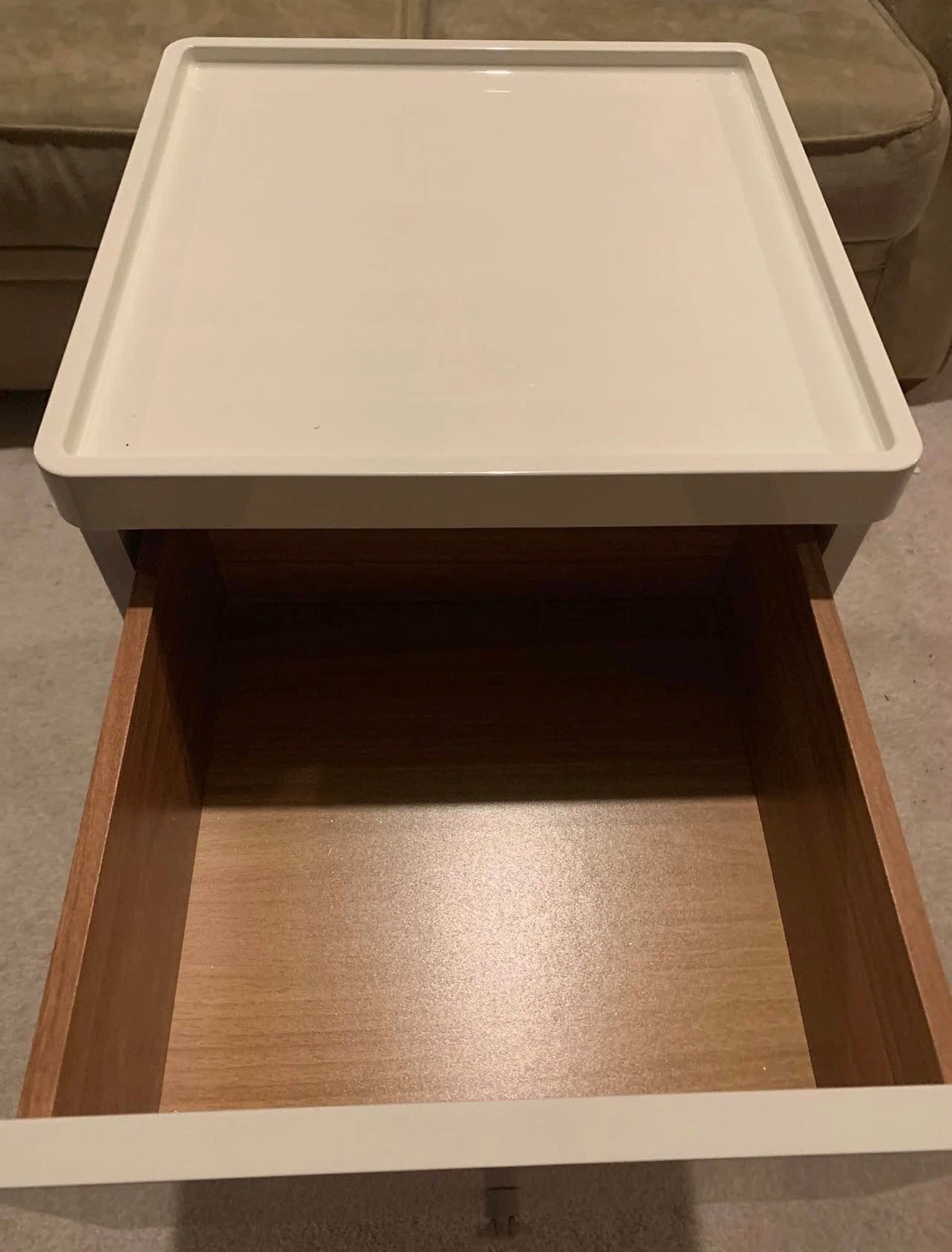 2 White Vintage 3-Drawer Bedside Table - photo 3