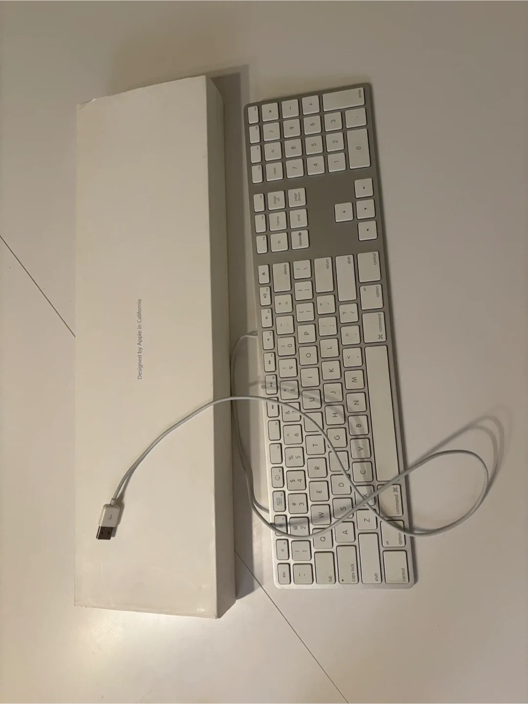 Apple Keyboard thumbnail