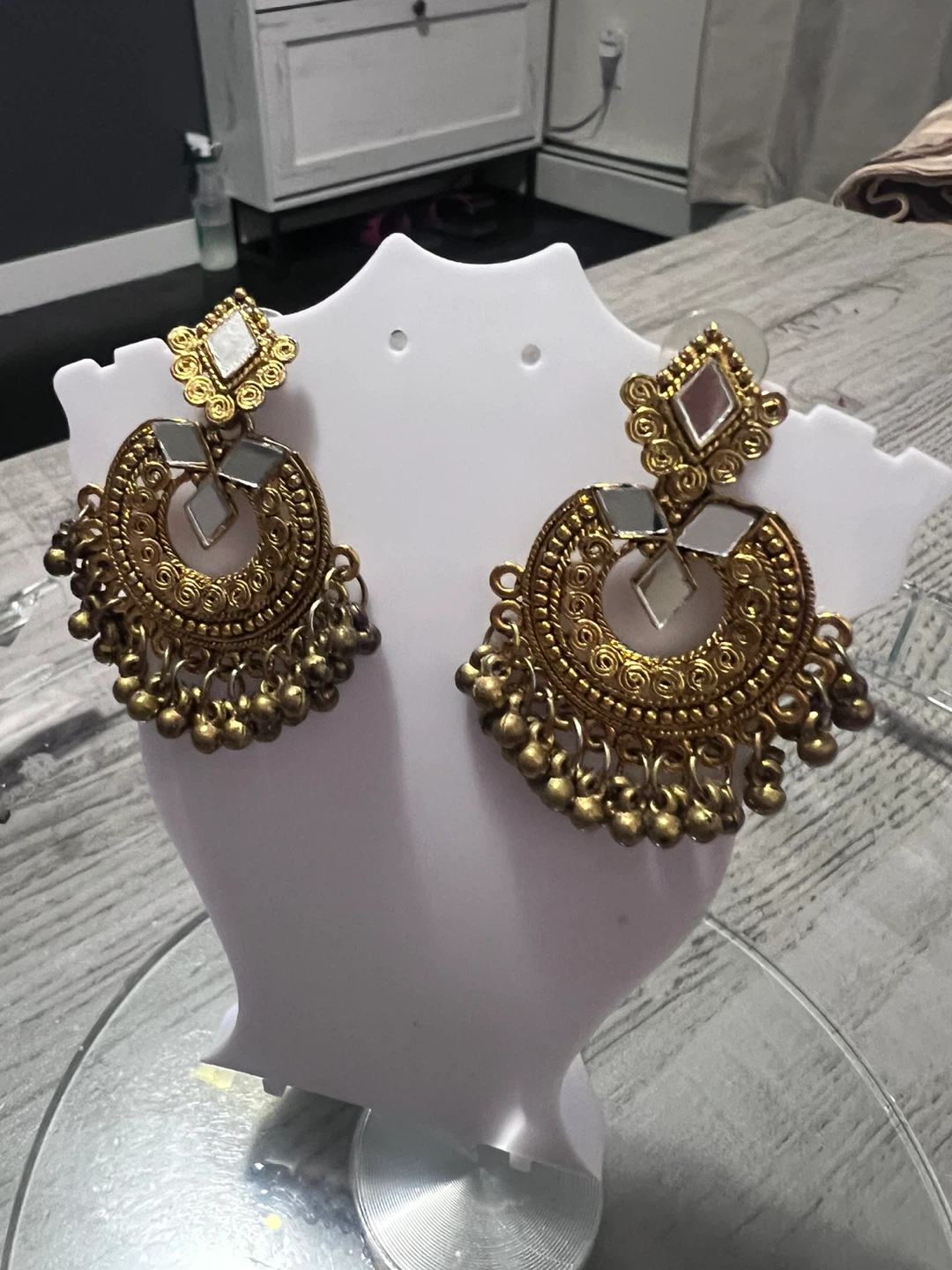 Assorted Fashion Earrings - Stylish & Unique! - photo 4