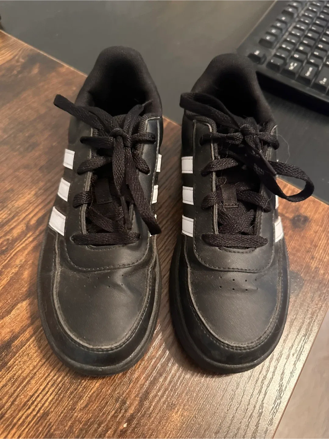 Adidas Black & White Sneakers image indicator(2)