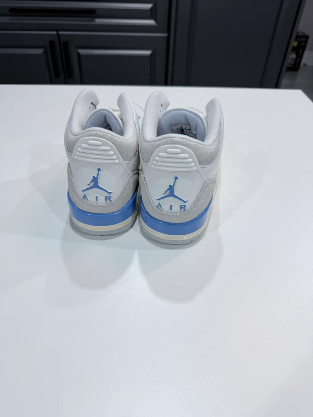 Jordan 3 Retro UNC (White/Valor Blue) Size 10.5 thumbnail