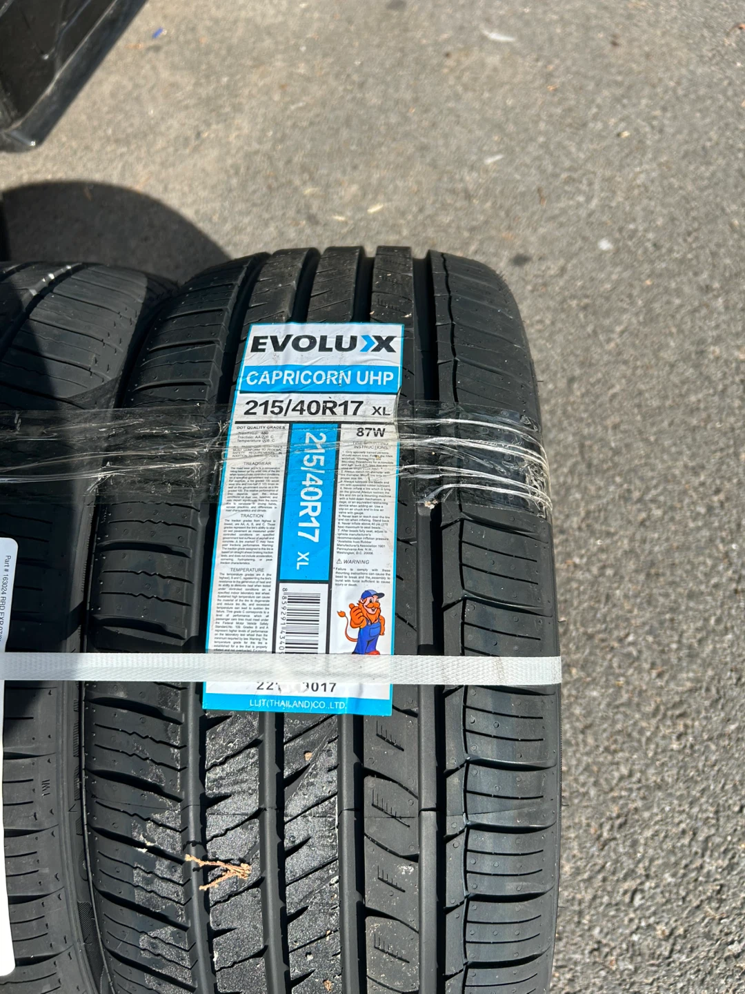 Evoluxx Capricorn UHP 215/40R17 XL Tires - Set of 4 - photo 5