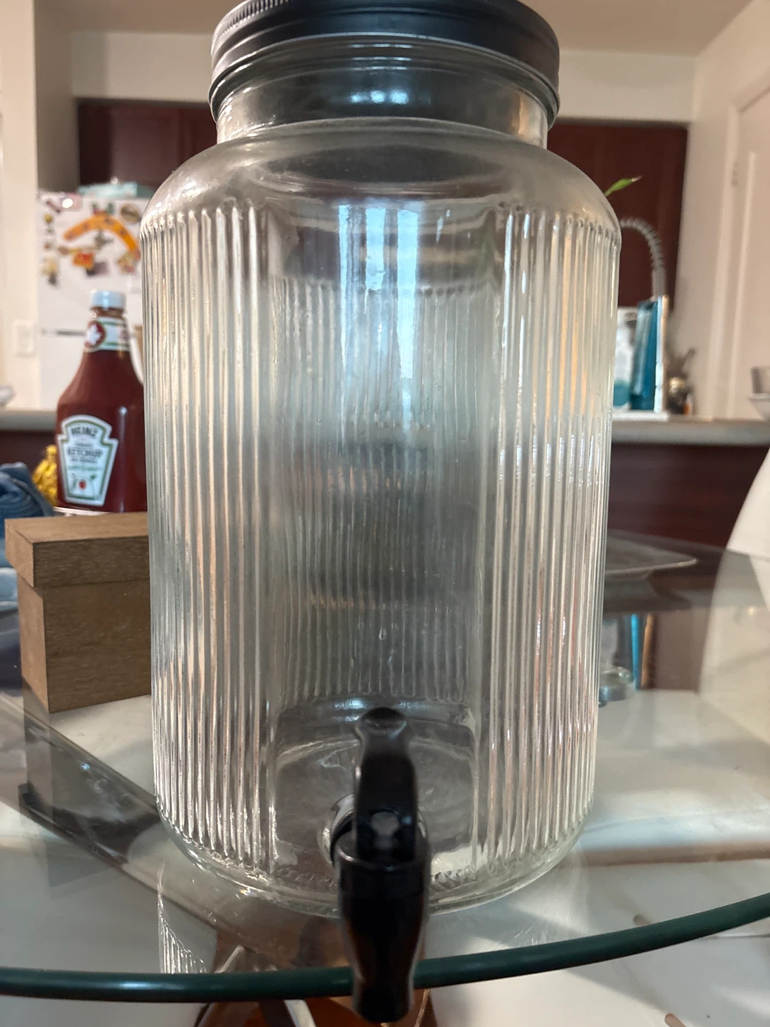 Glass Beverage Dispenser with Spigot