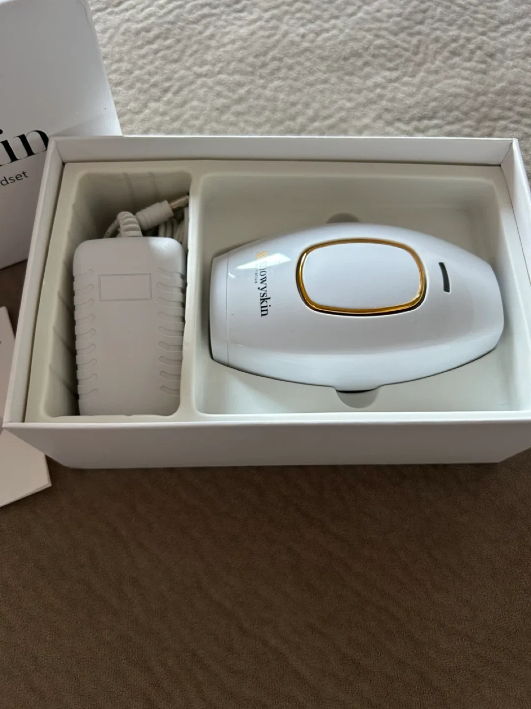 SnowySkin Advanced IPL Hair Removal Handset - New image indicator(3)