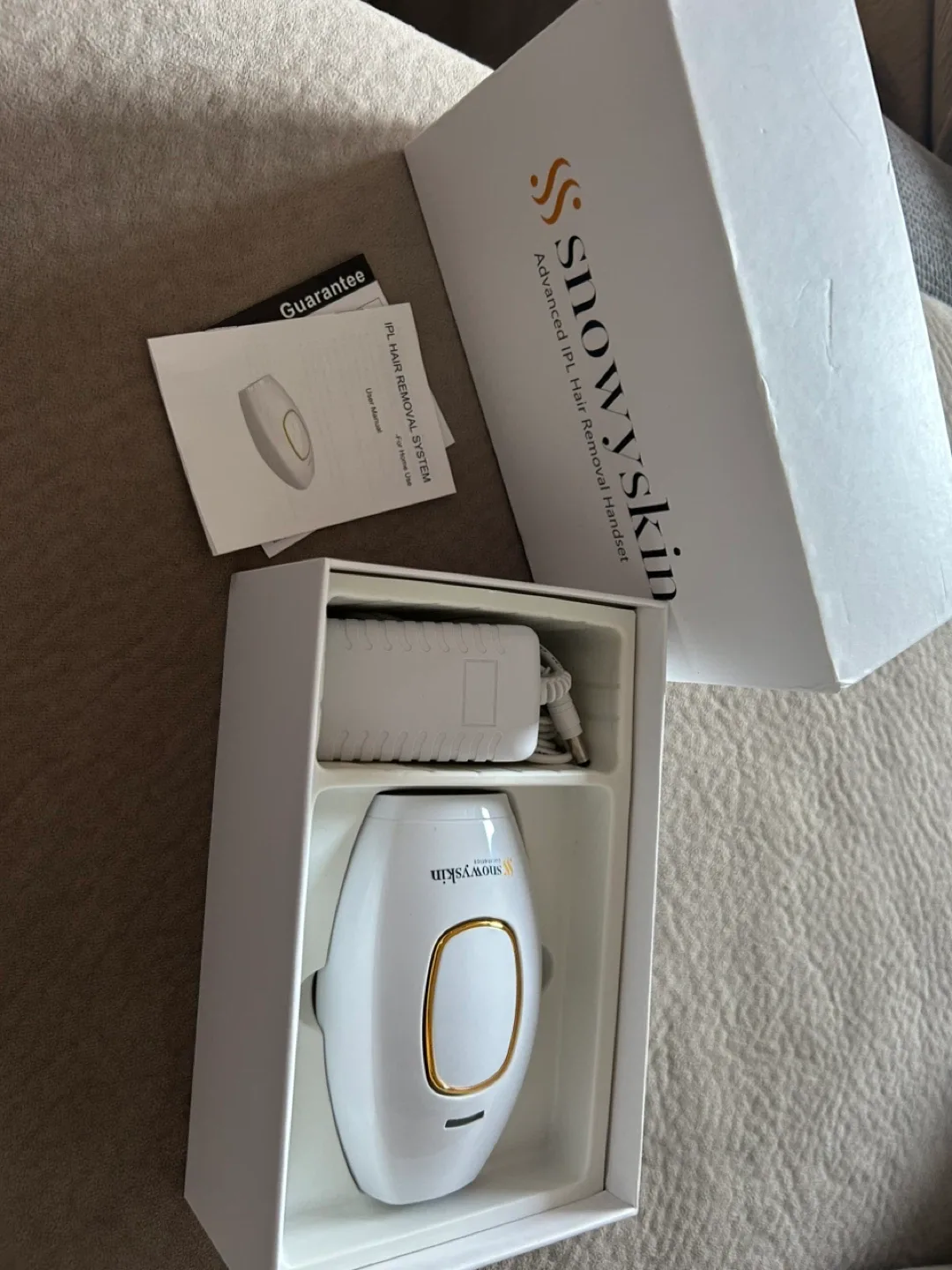 SnowySkin Advanced IPL Hair Removal Handset - New image indicator(2)