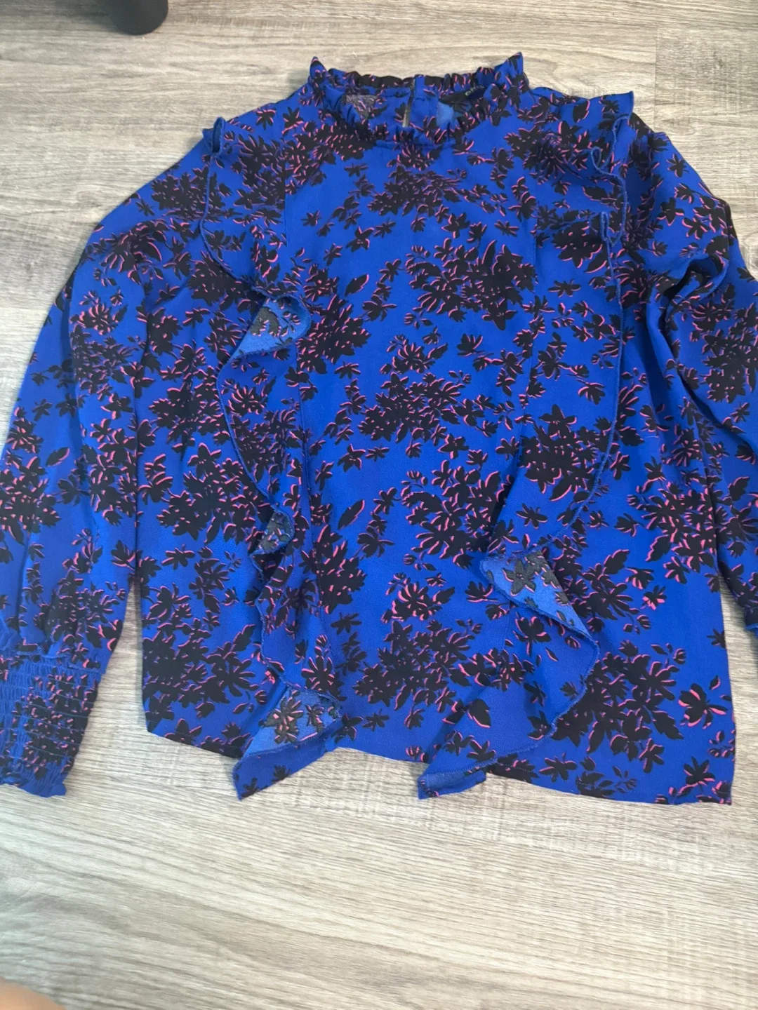 Assorted Women's Blouses thumbnail