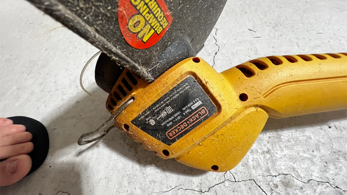 Black & Decker Electric Grass Trimmer - photo 3