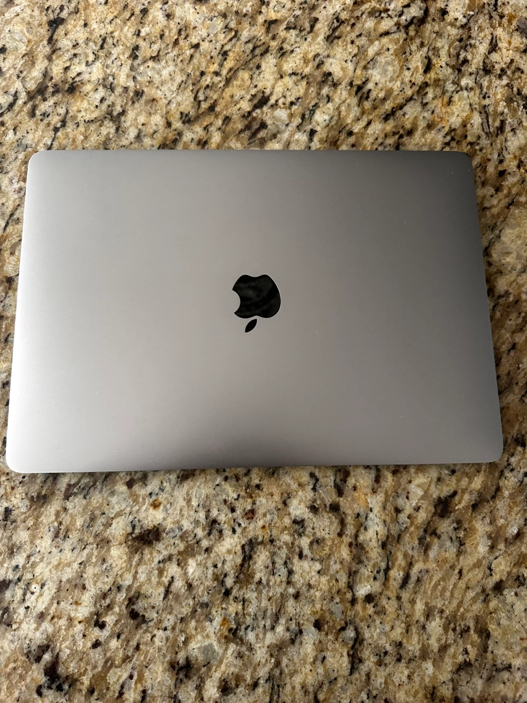 Apple MacBook Air 13-inch 2019 - photo 4