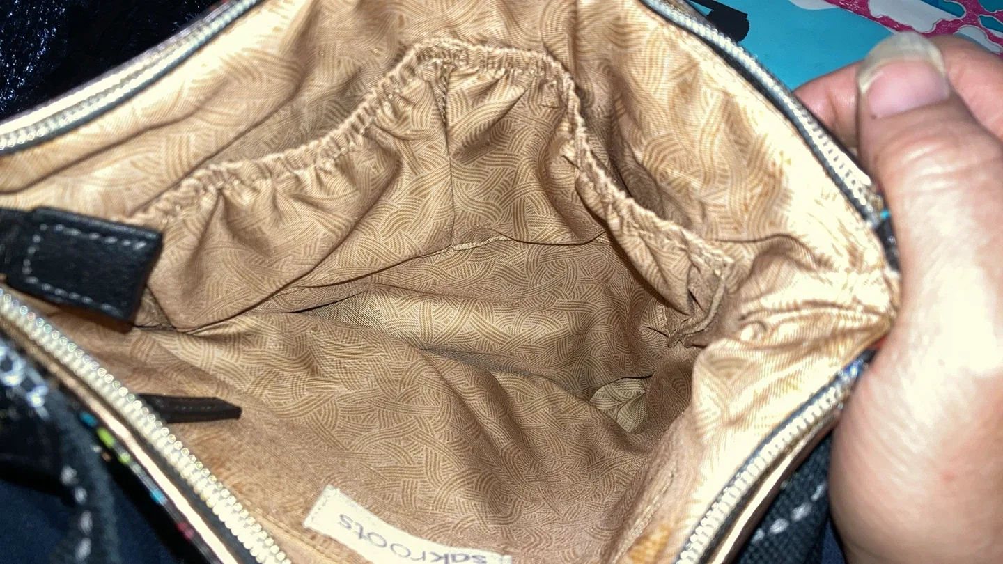 Sakroots Crossbody Bag image indicator(4)