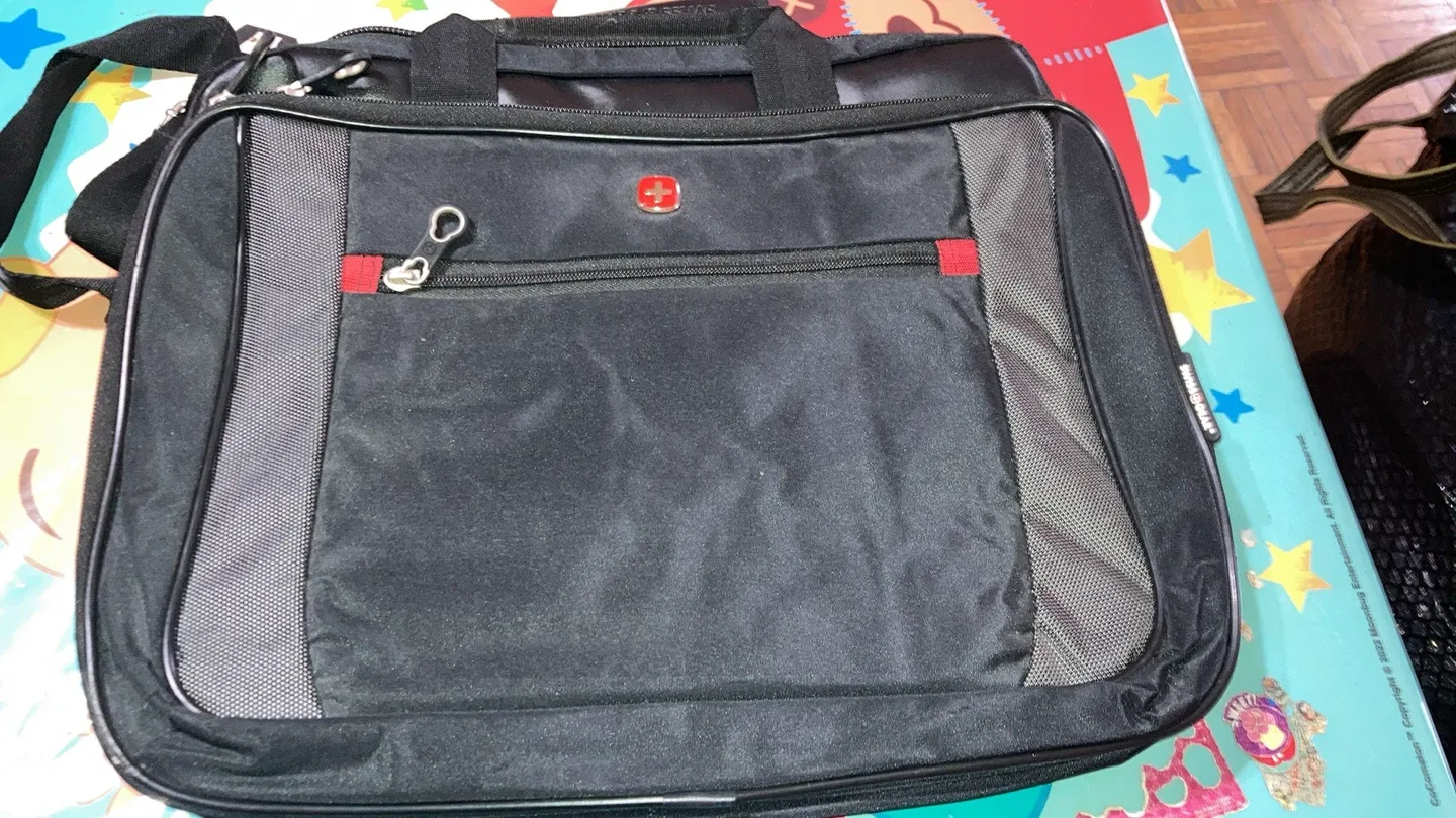 Swiss Gear Black Laptop Bag thumbnail