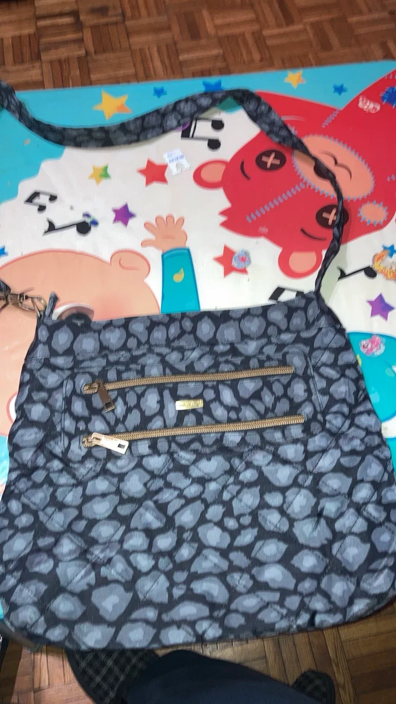 Travelon Leopard Print Crossbody Bag thumbnail
