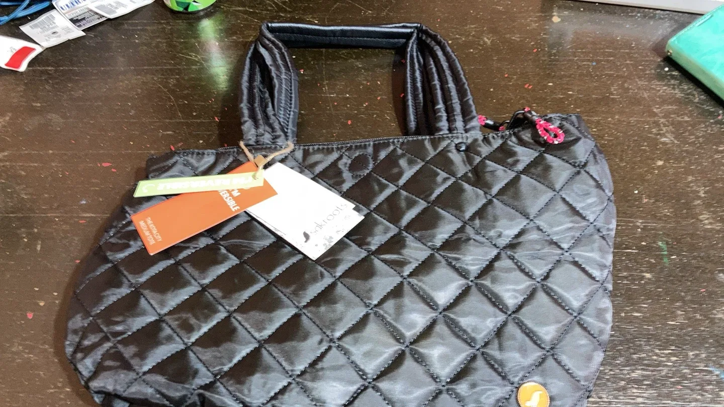 Sakroots Kota City Medium Tote - Black Quilted thumbnail