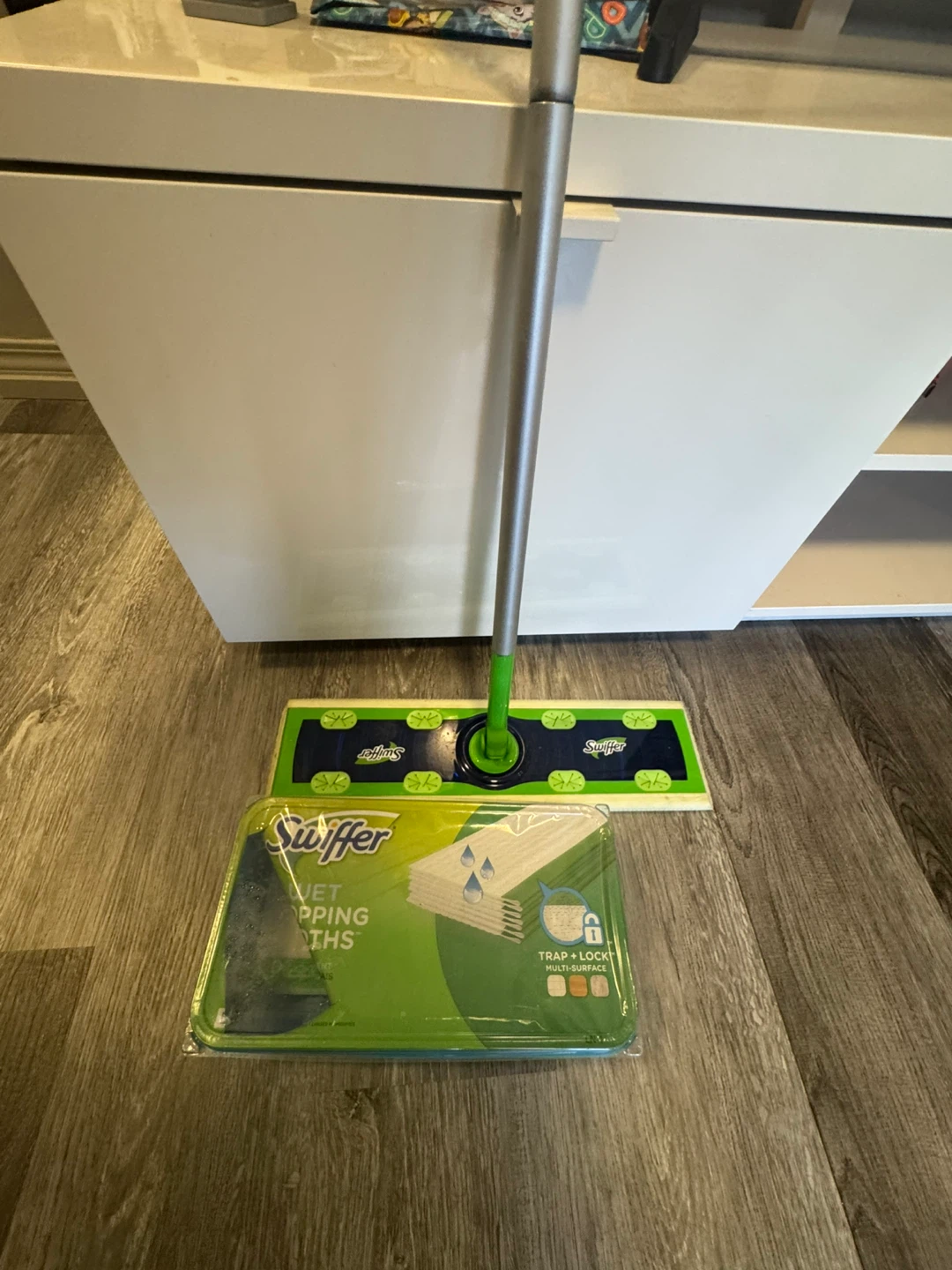 Swiffer Floor Mop