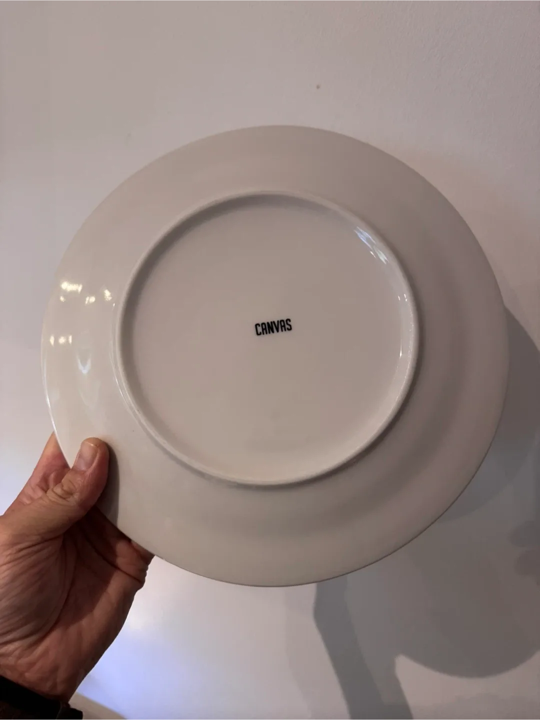 White Dinner Plates and Bowls image indicator(6)