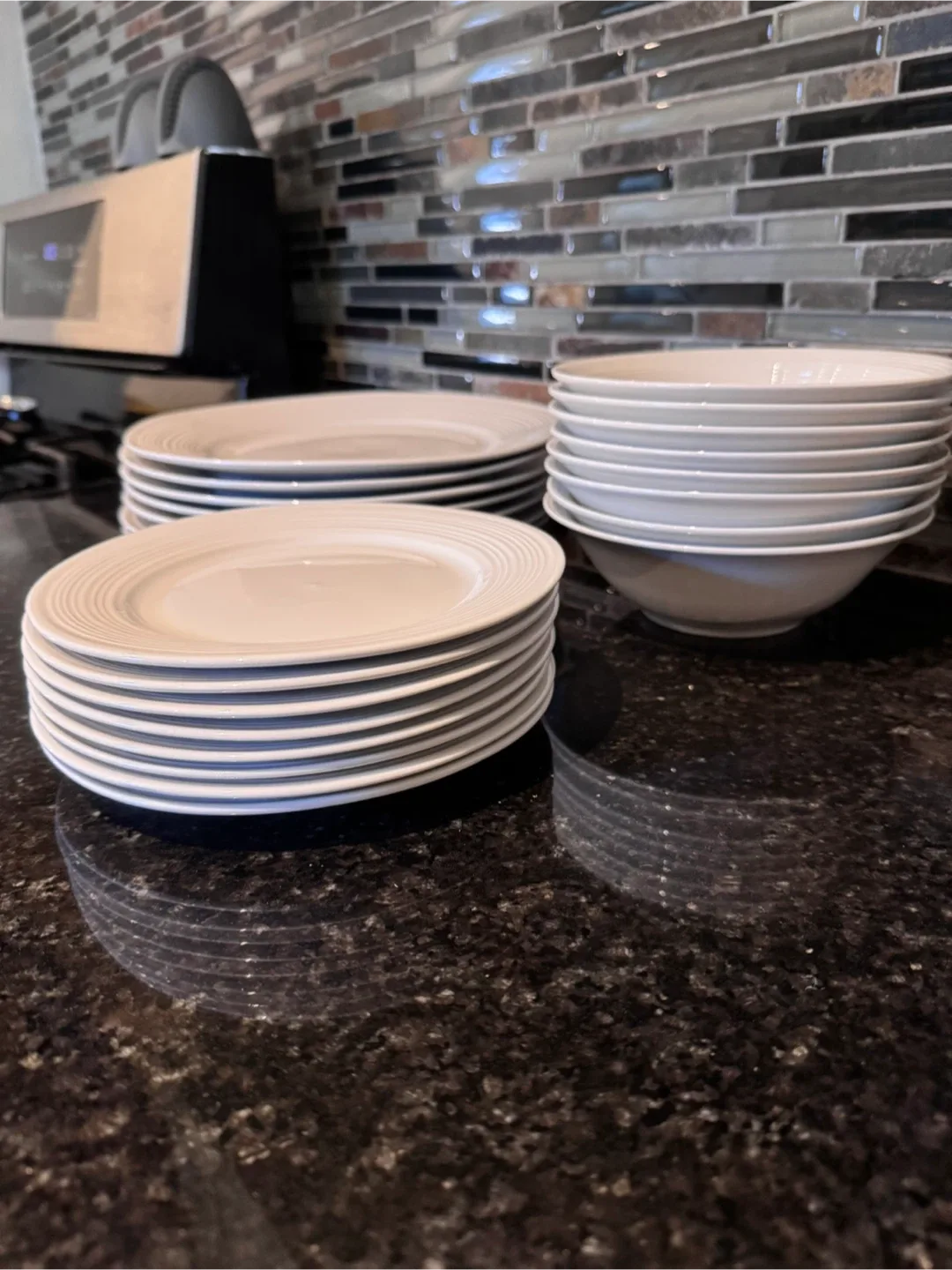 White Dinner Plates and Bowls image indicator(7)