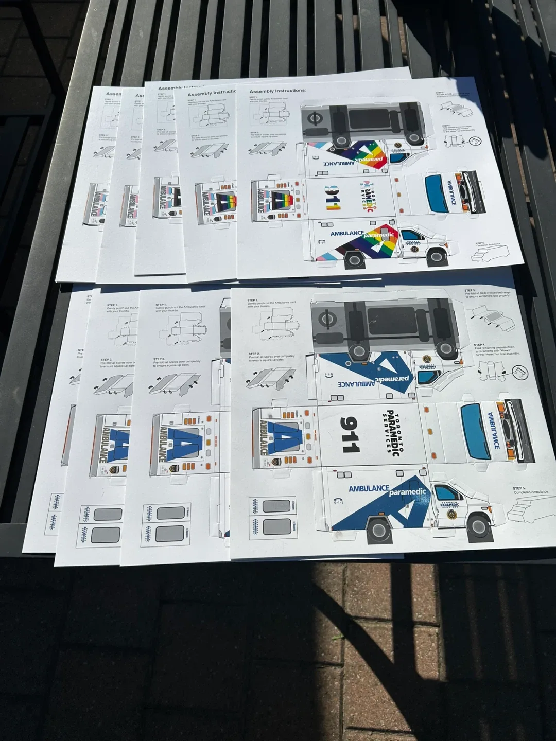Paramedic Services Ambulance Papercraft image indicator(2)