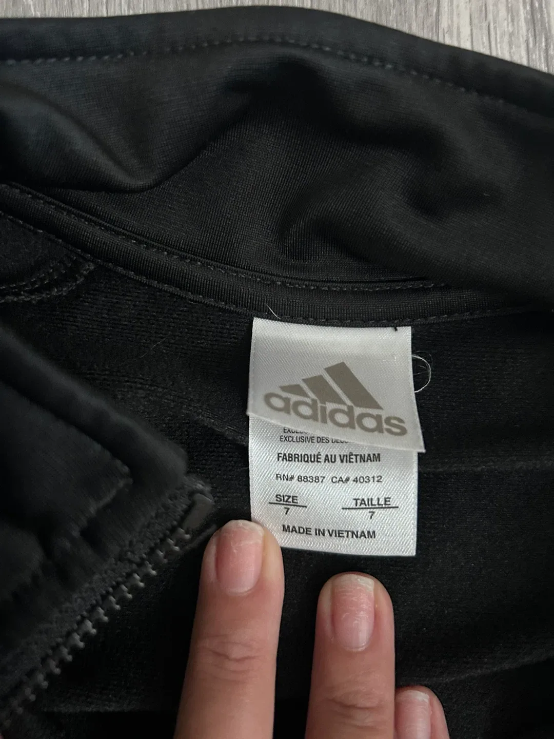 Adidas Tracksuit - Size 7 - Black & Red image indicator(2)