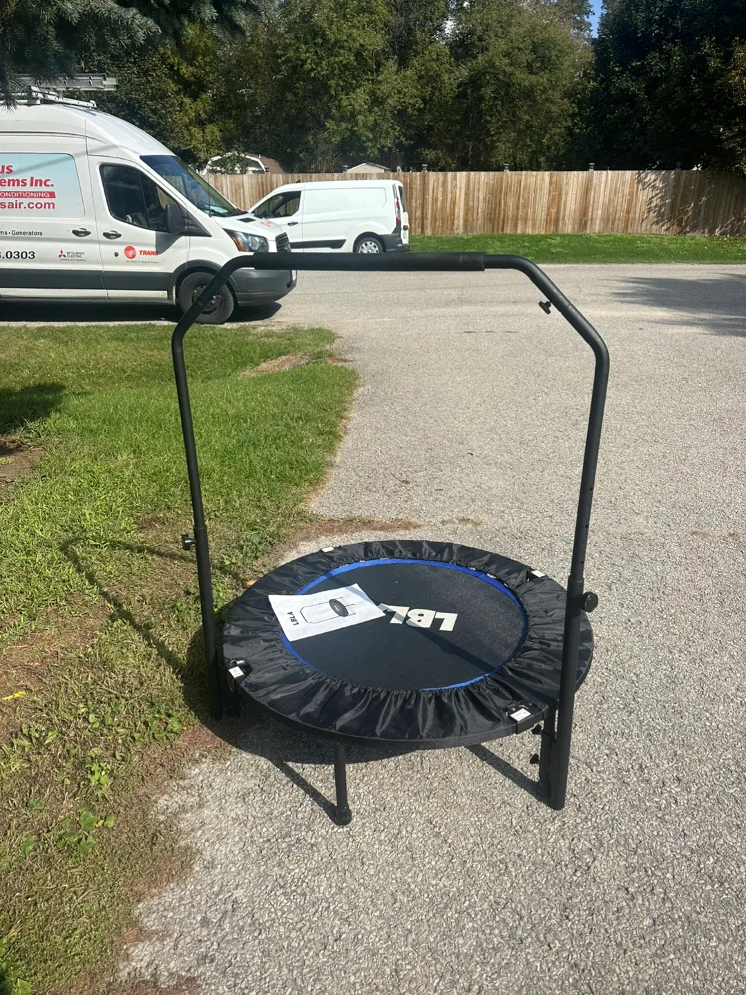 LBLA Mini Trampoline with Handrail - EN-40"