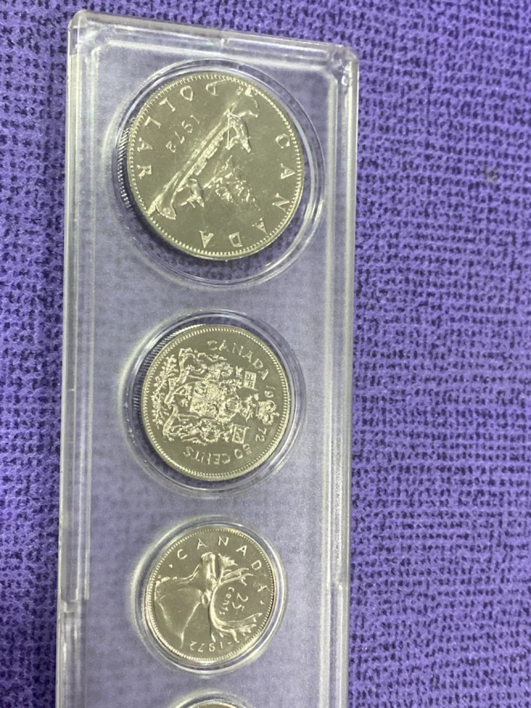 1972 Canadian Coins Set image indicator(2)