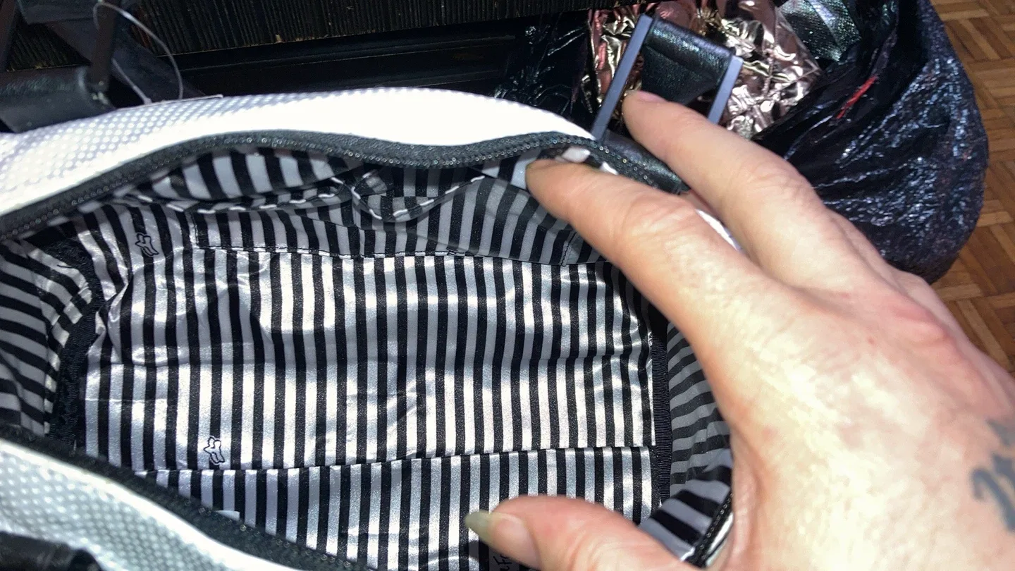 Fox Racing White & Black Handbag image indicator(5)