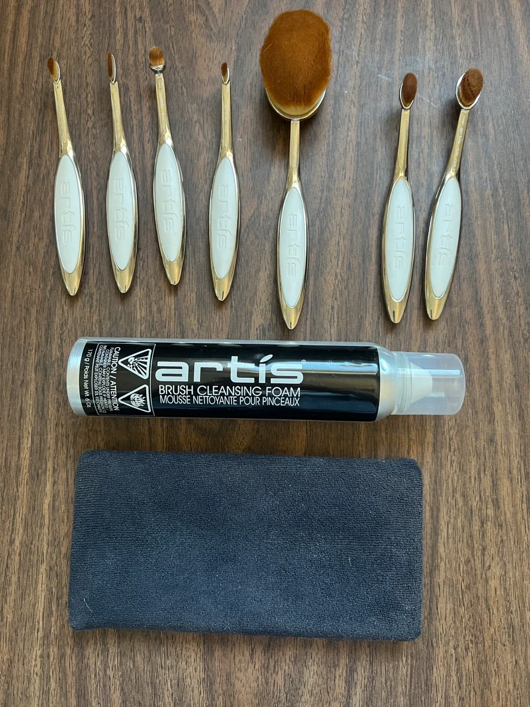 Makeup Lot: ABH, Artis Brushes, Good Molecules image indicator(3)