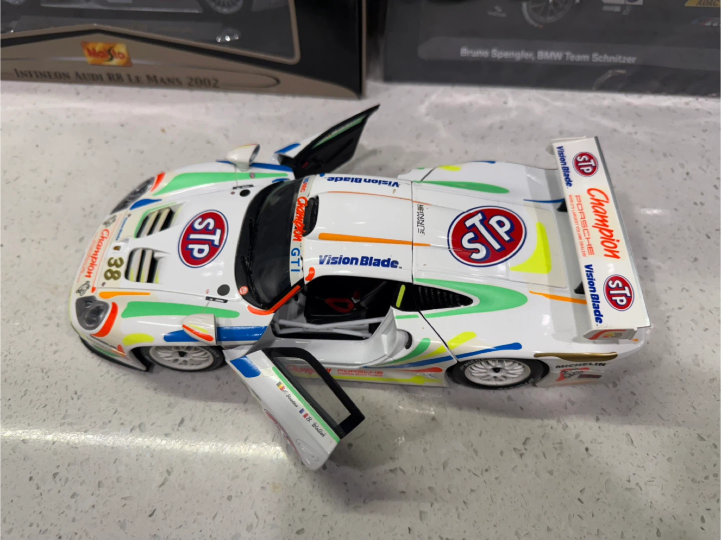 UT Models #38 USRRC Champion Motorsports Porsche 911 GT1 EVO - photo 5