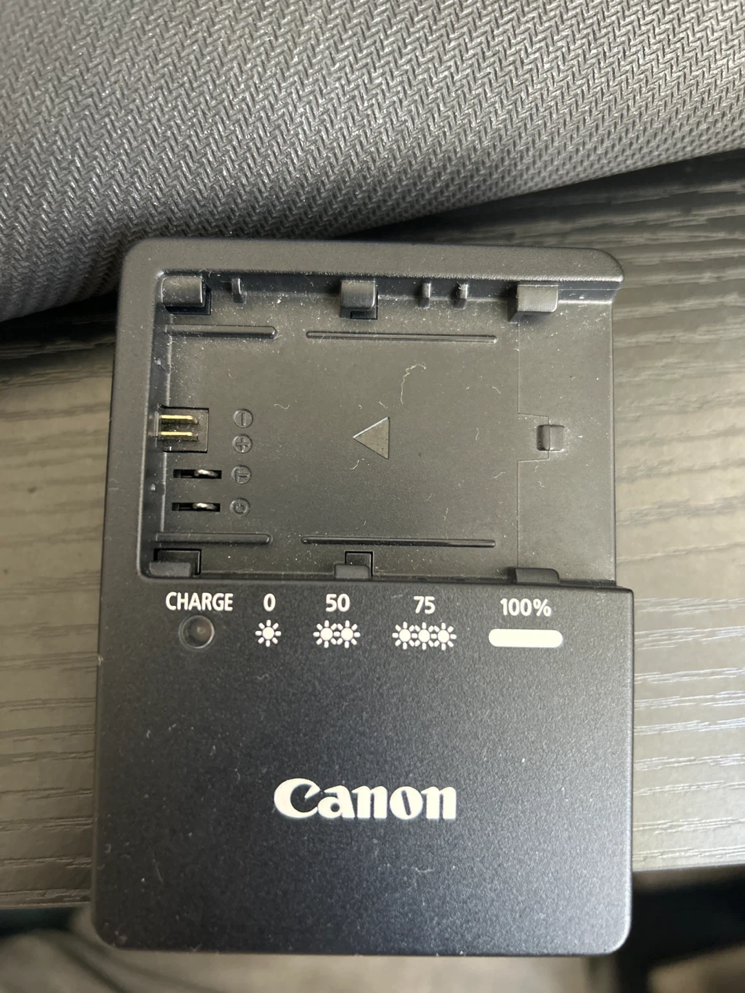 Canon Battery Charger LC-E6