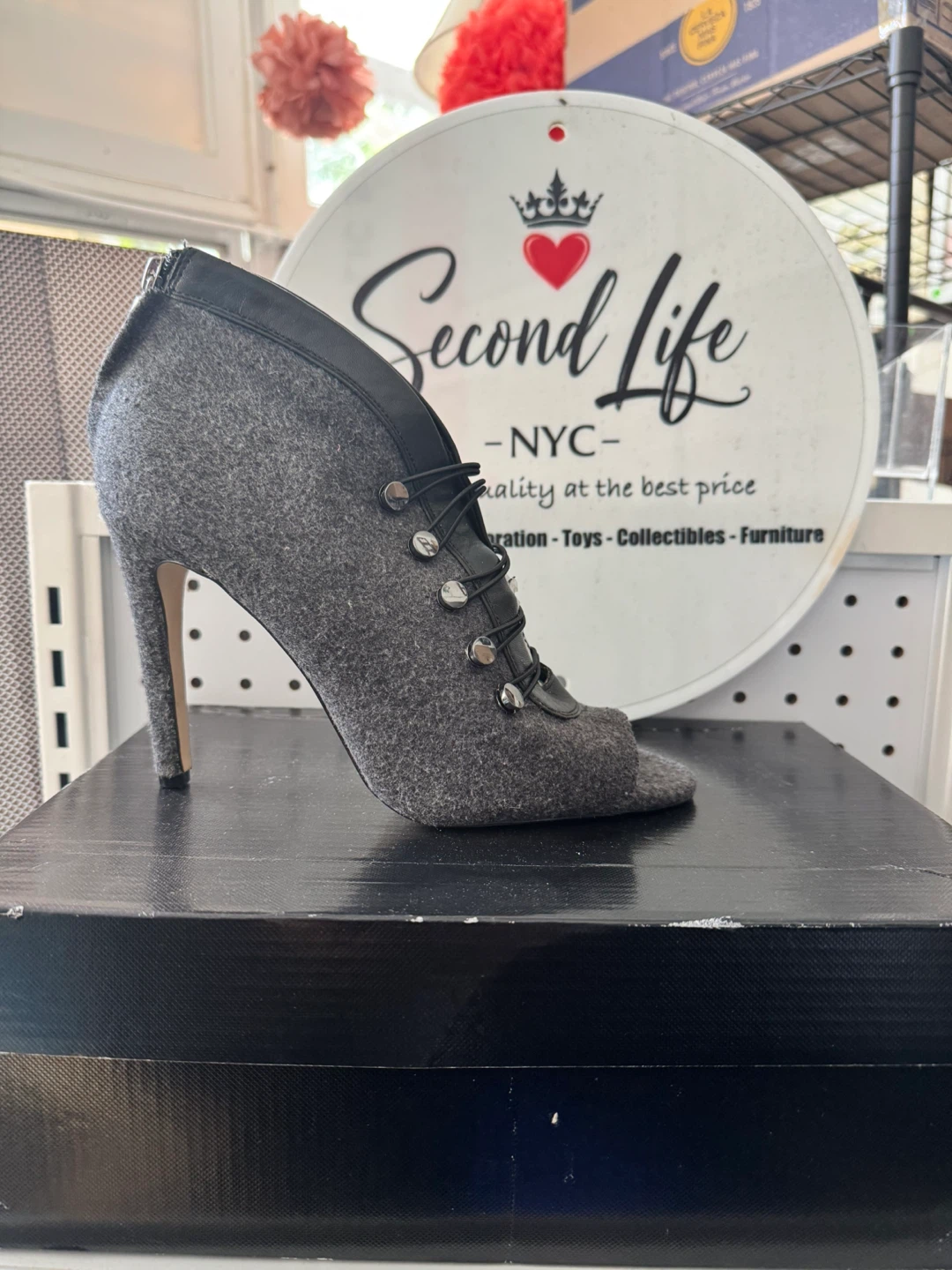 Karl Lagerfeld Paris Gray Heels