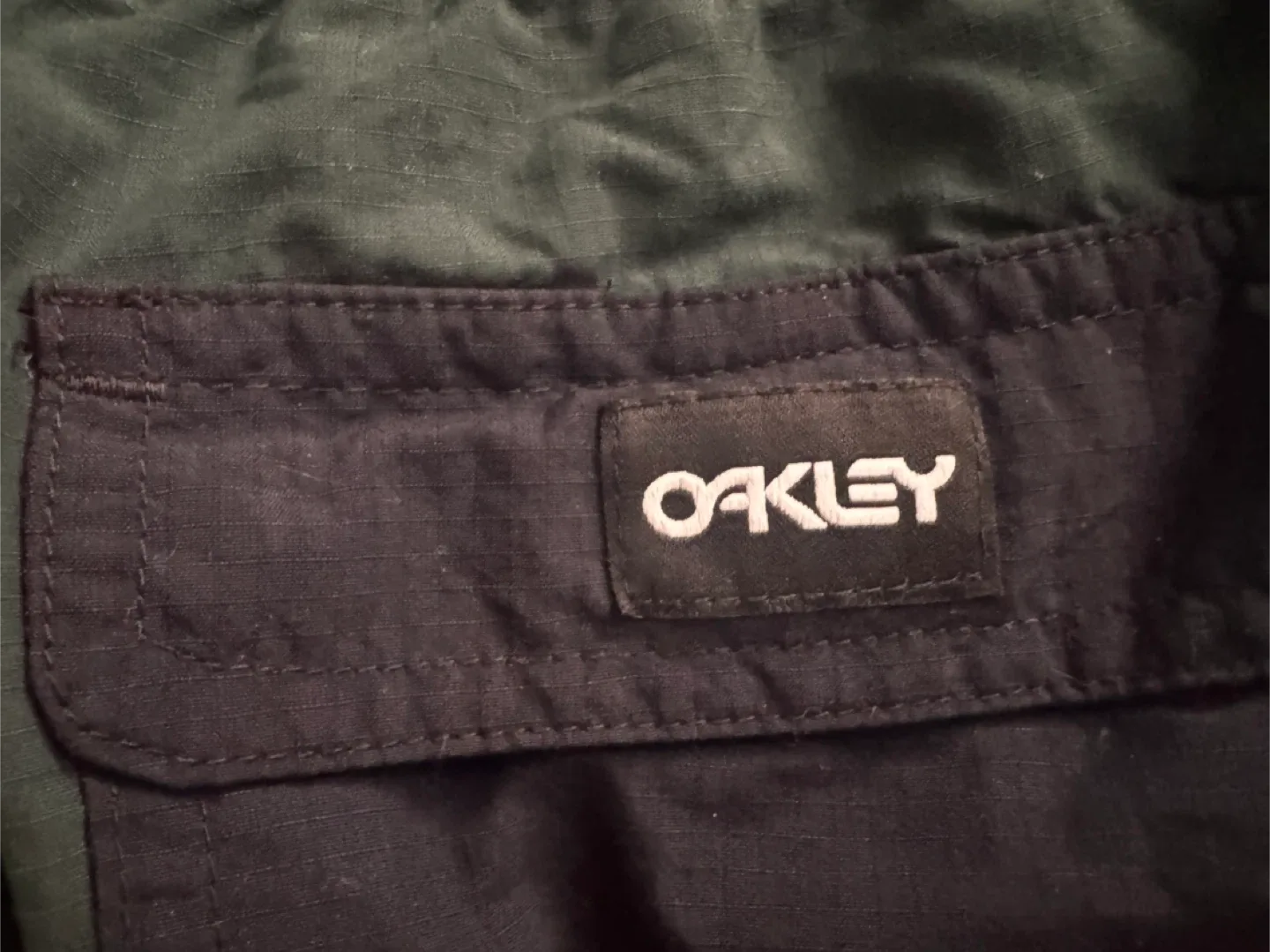 Oakley Green Shorts - Size L thumbnail