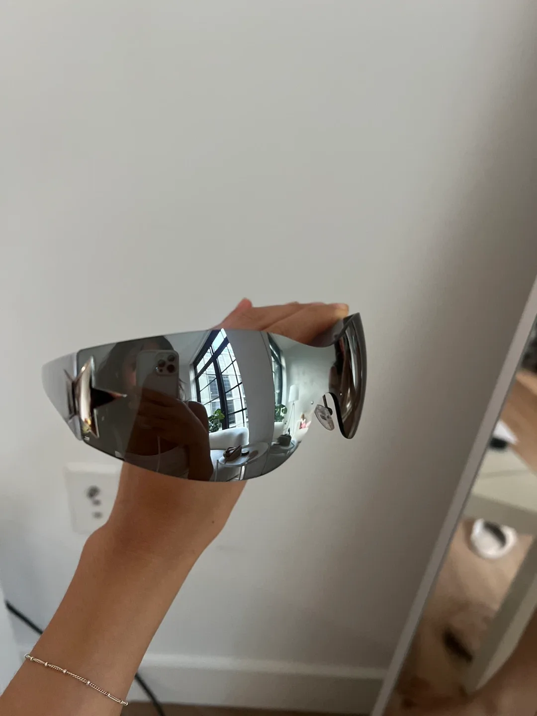 Y2K Sunglasses image indicator(2)