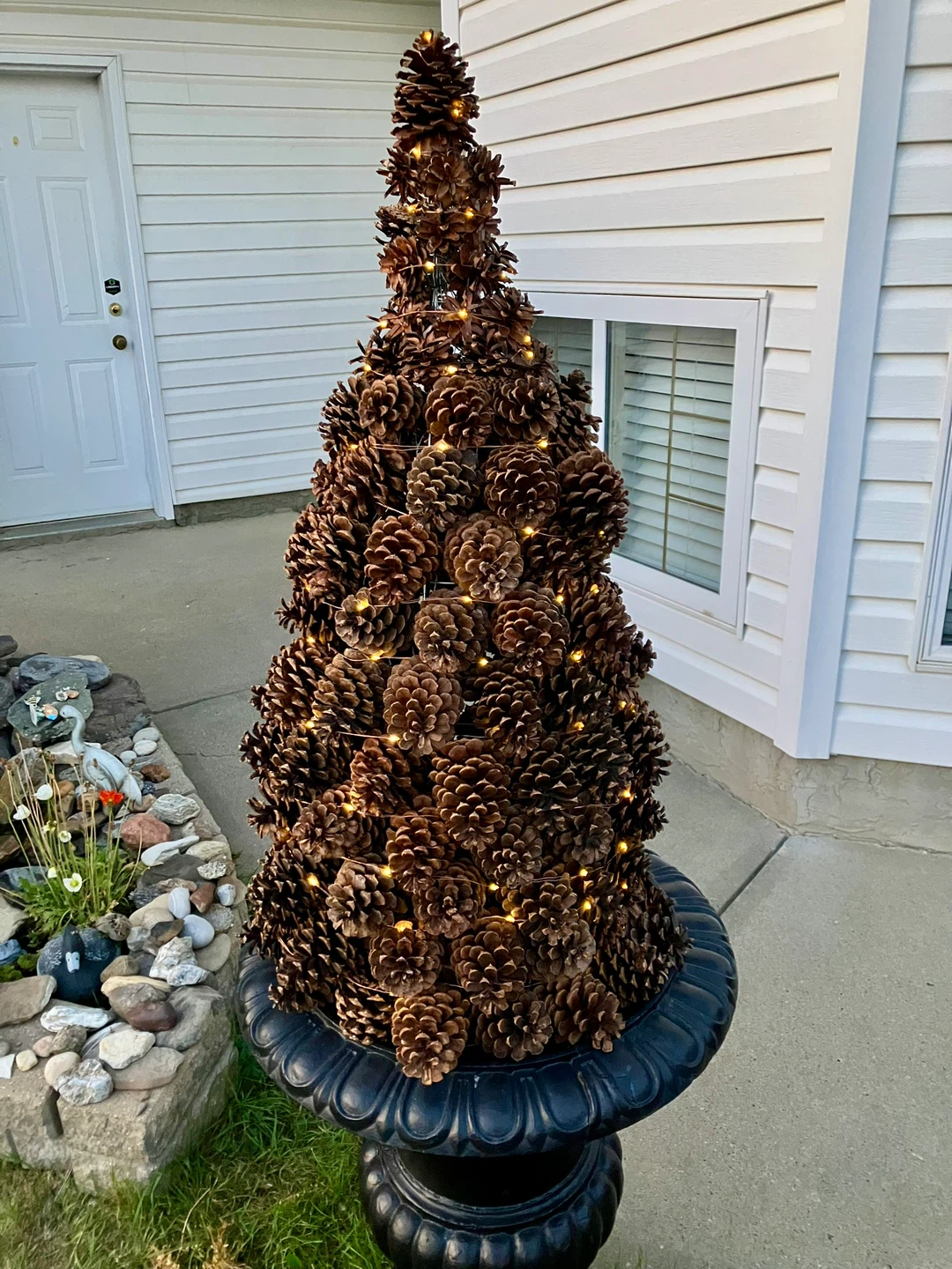 Pinecone Tree with Lights - photo 3