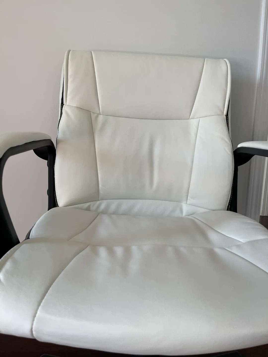 White Faux Leather Office Chair image indicator(2)