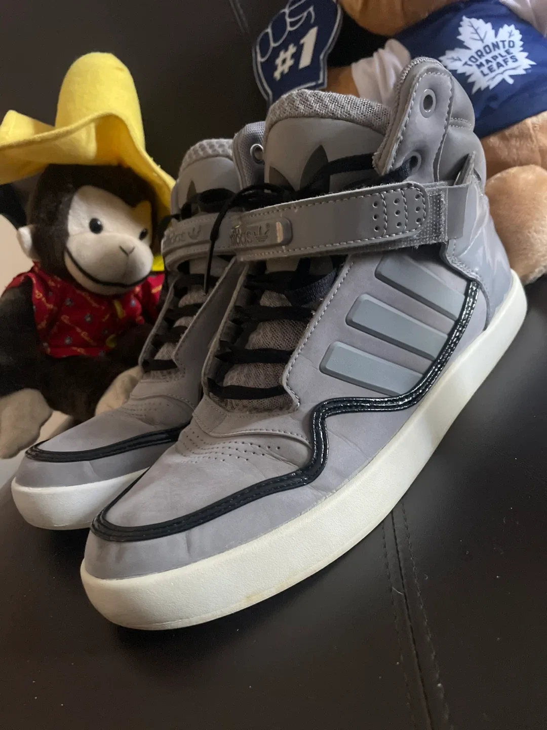 Adidas High Top Sneakers - Grey - Size 7.5 image indicator(5)