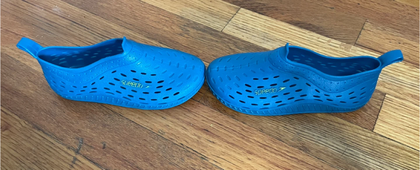 Speedo Water Shoes - Child size 9/10 - photo 2