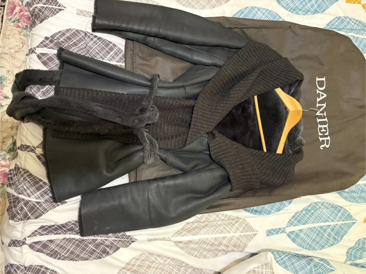 Danier Black Leather Coat image indicator(2)