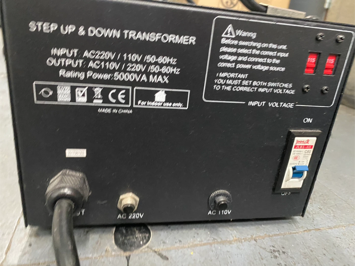 LiteFuze LT-5000 Step Up & Down Transformer - photo 4