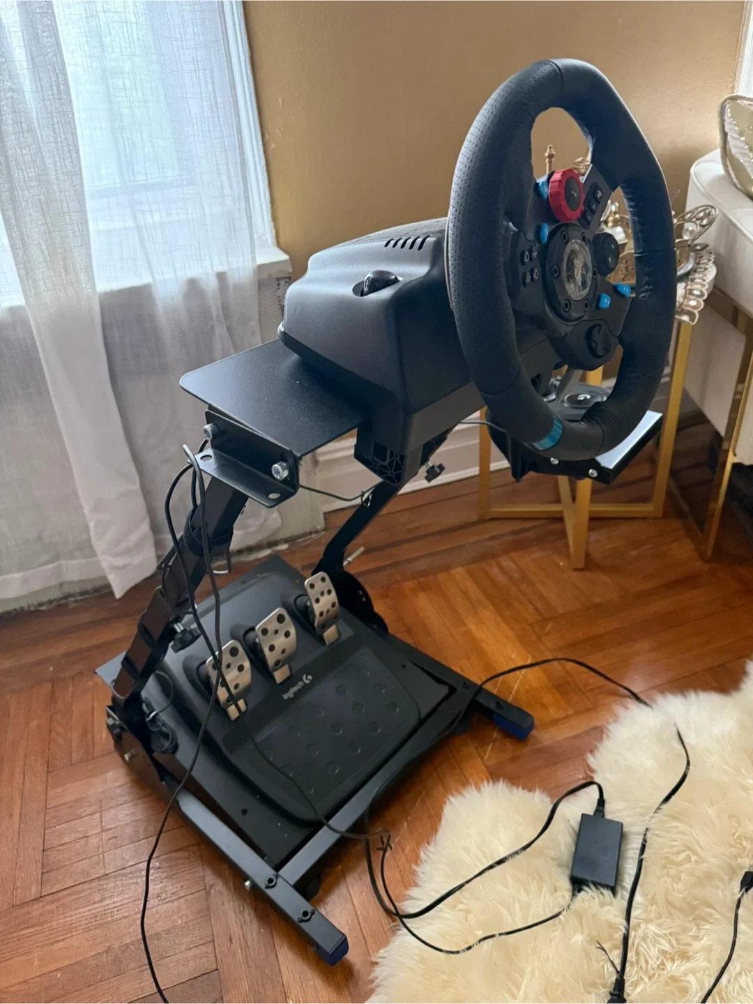 Logitech G920 Racing Wheel and Stand image indicator(3)