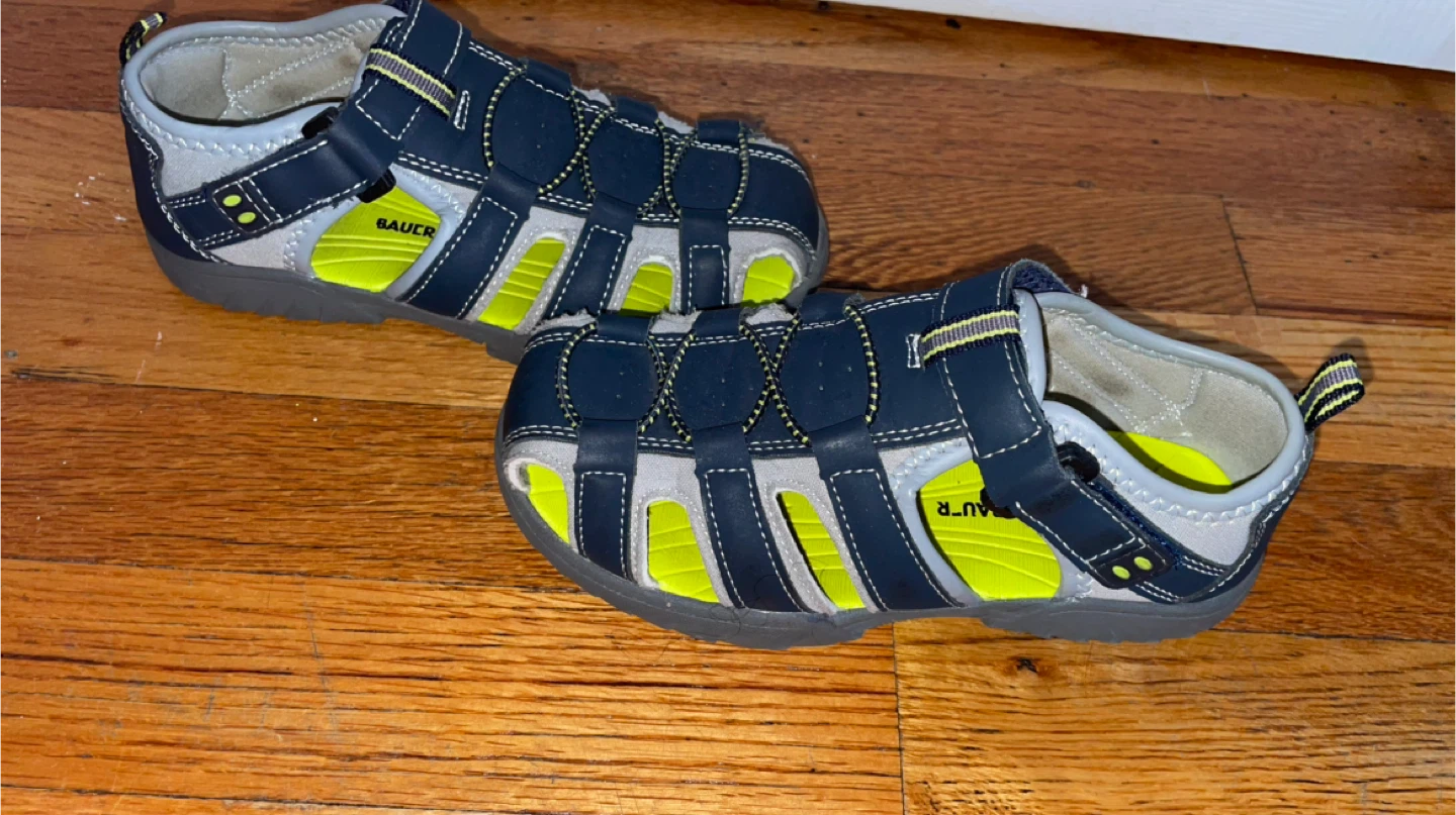 Boy Sandals - Size 11 - photo 2