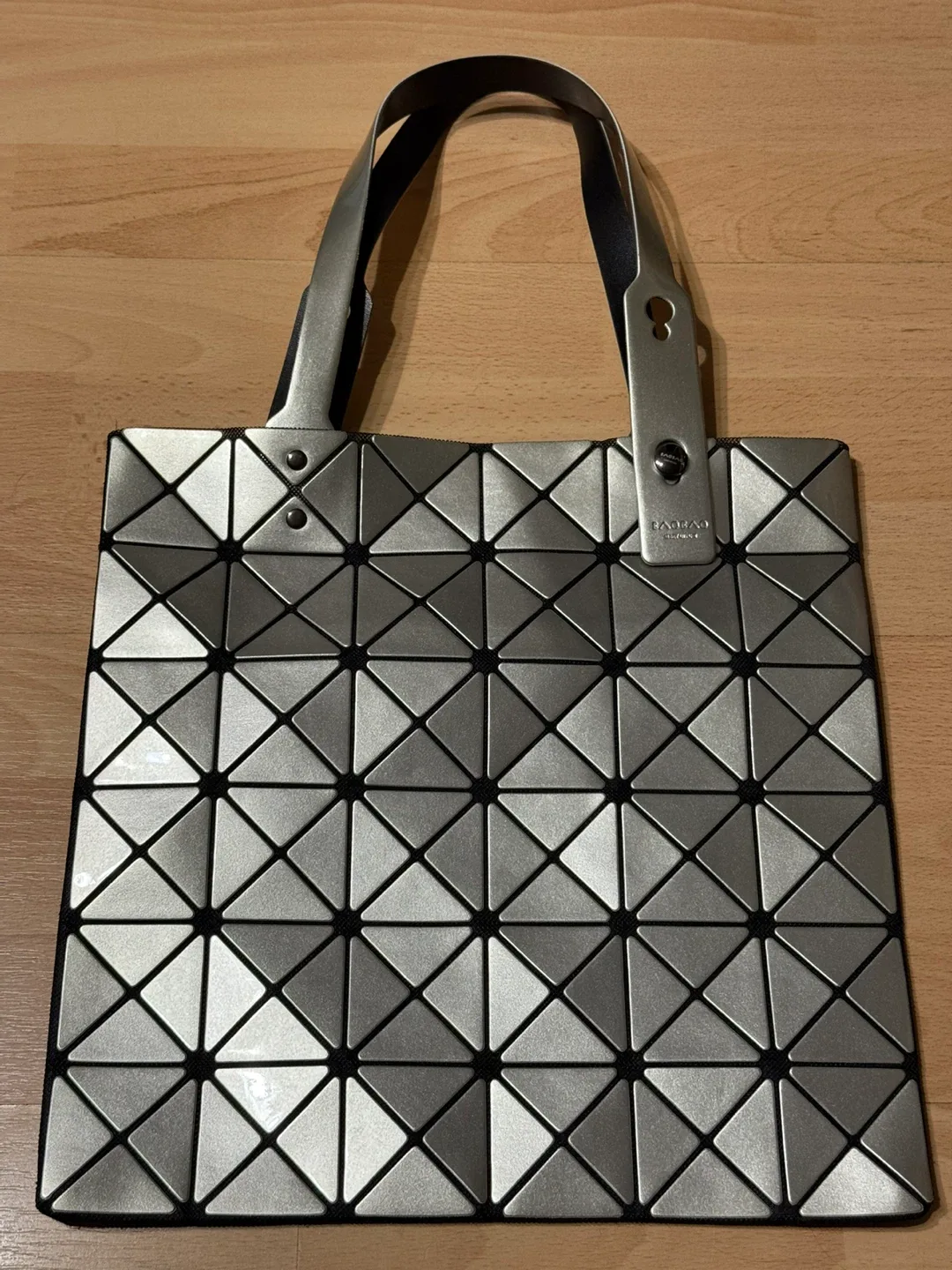 BAO BAO ISSEY MIYAKE Tote Bag image indicator(2)