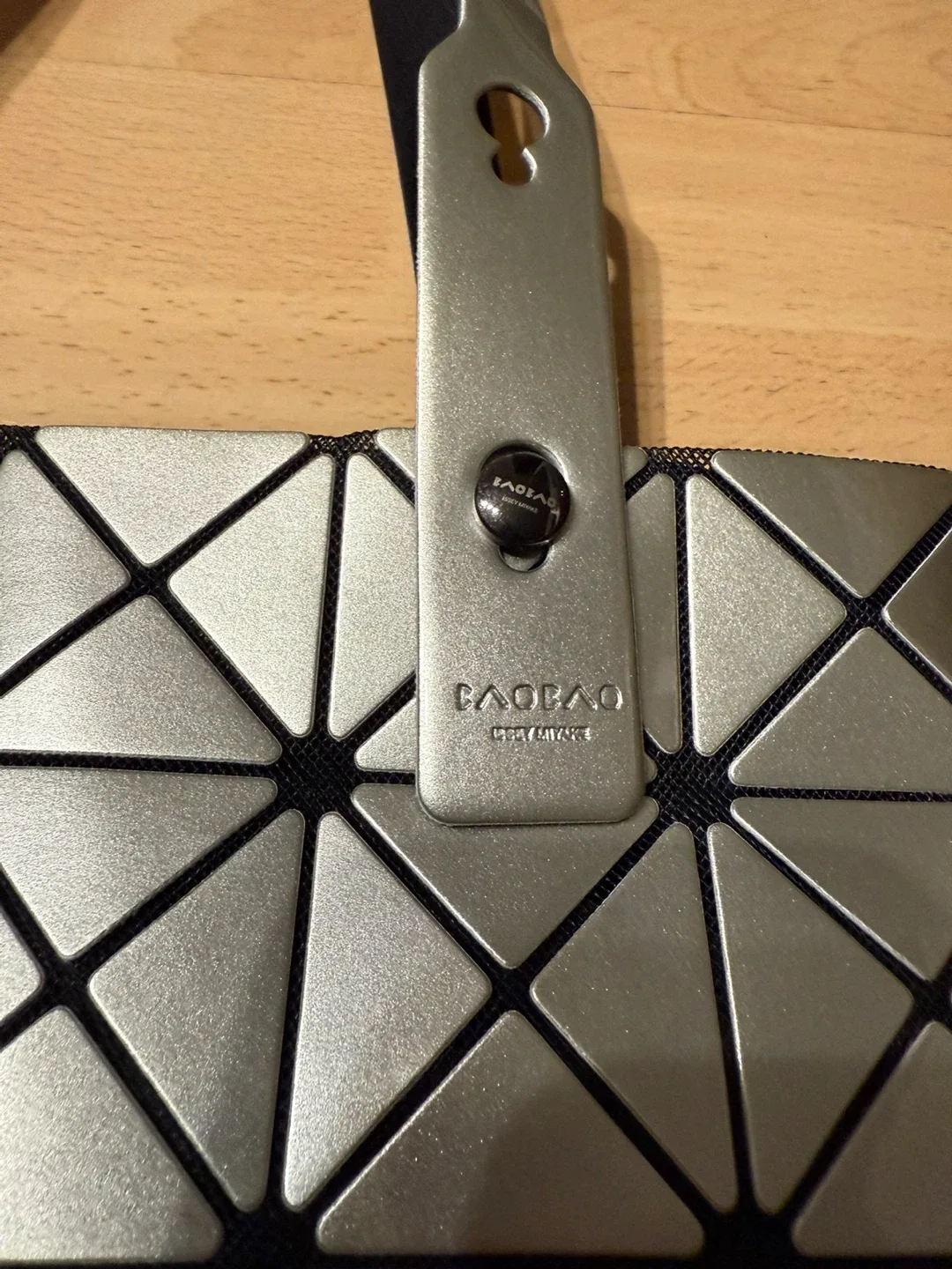 BAO BAO ISSEY MIYAKE Tote Bag image indicator(3)