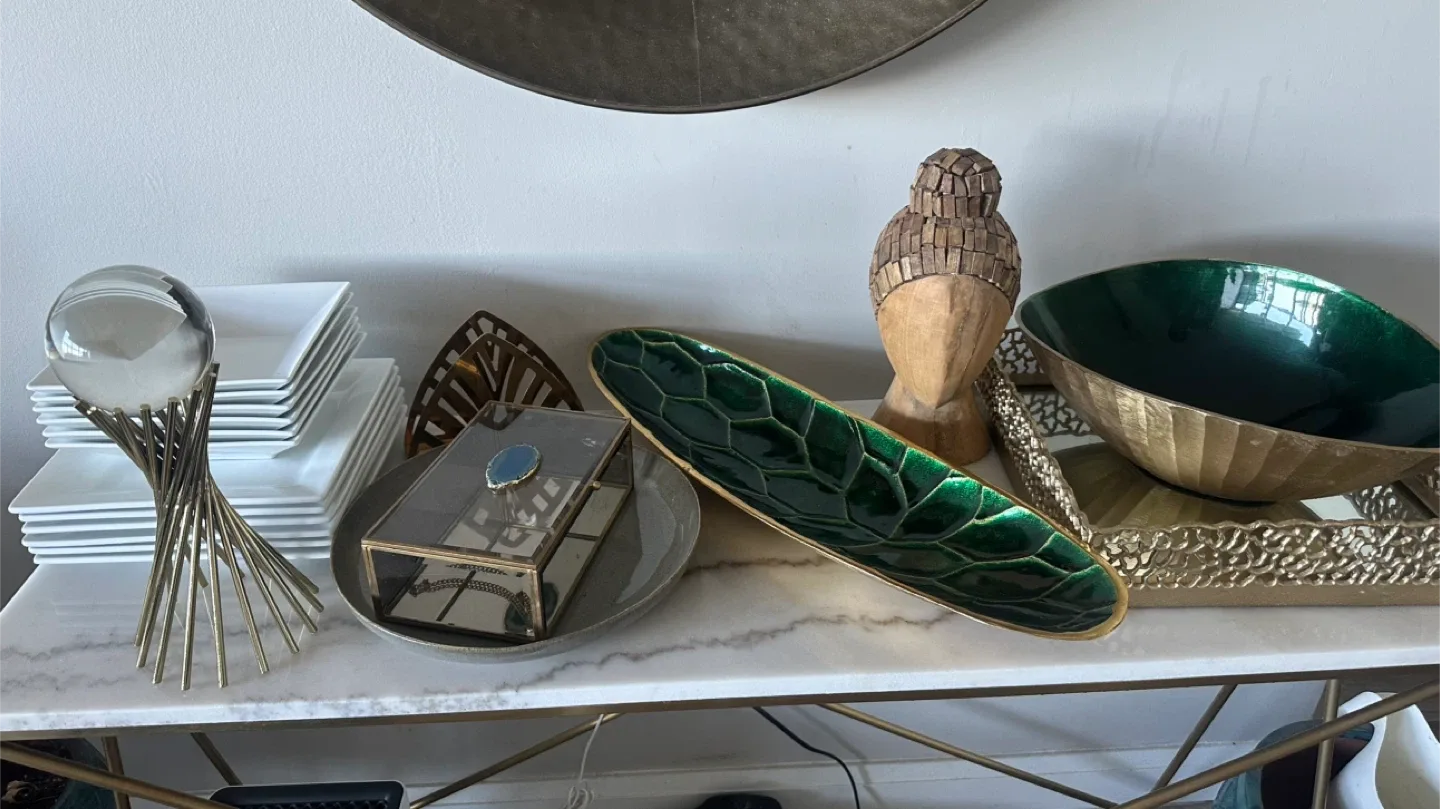 Home Decor Items image indicator(3)