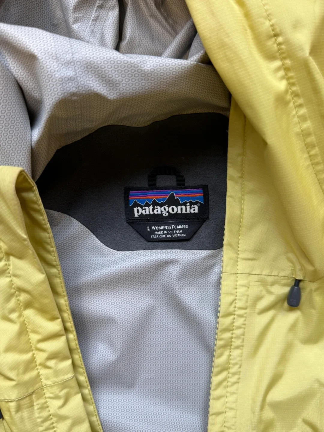 Patagonia H2No Yellow Rain Jacket - Women's L image indicator(3)