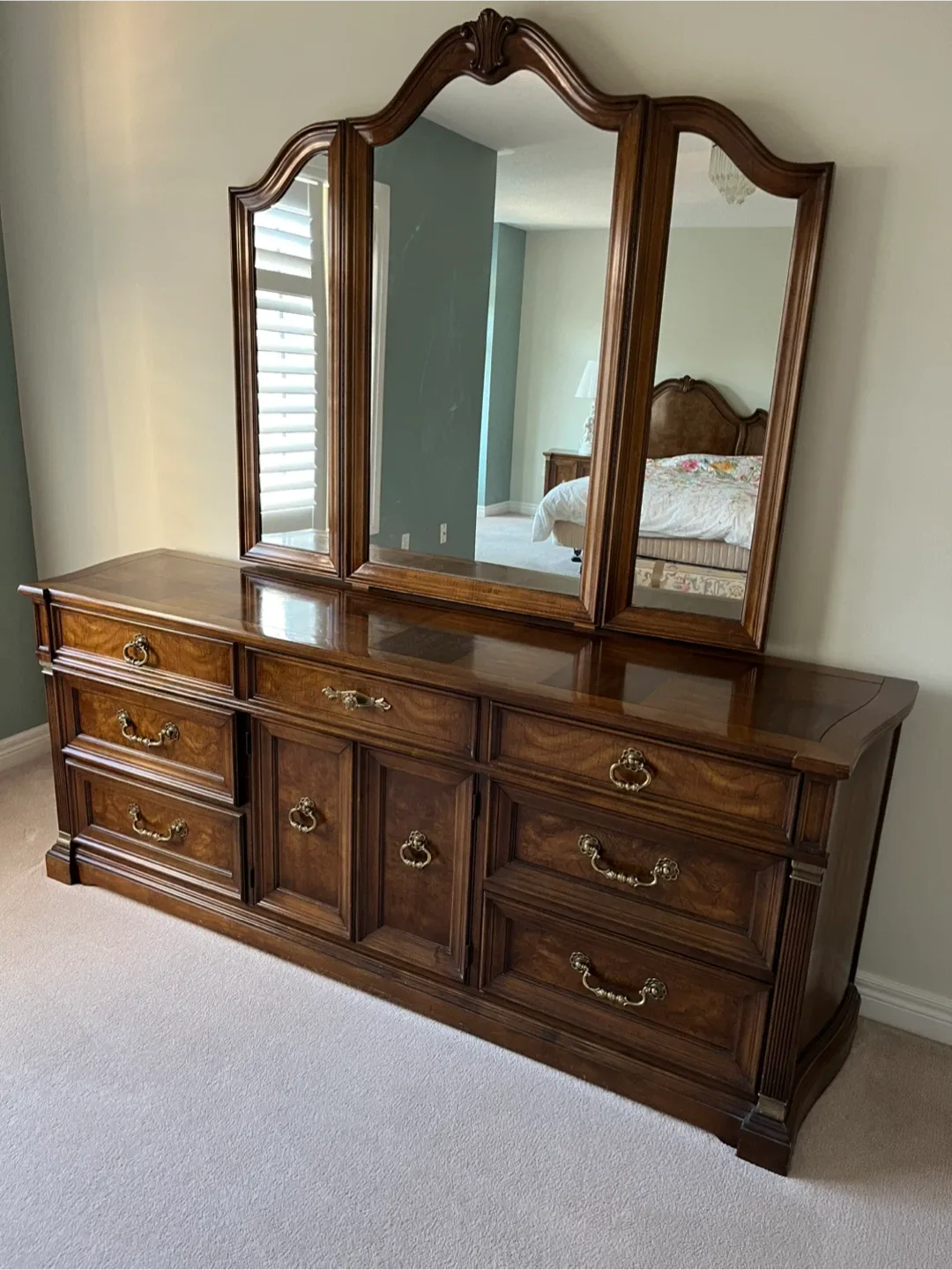 King Bedroom Set - Dresser, Bed Frame, Night Stands thumbnail