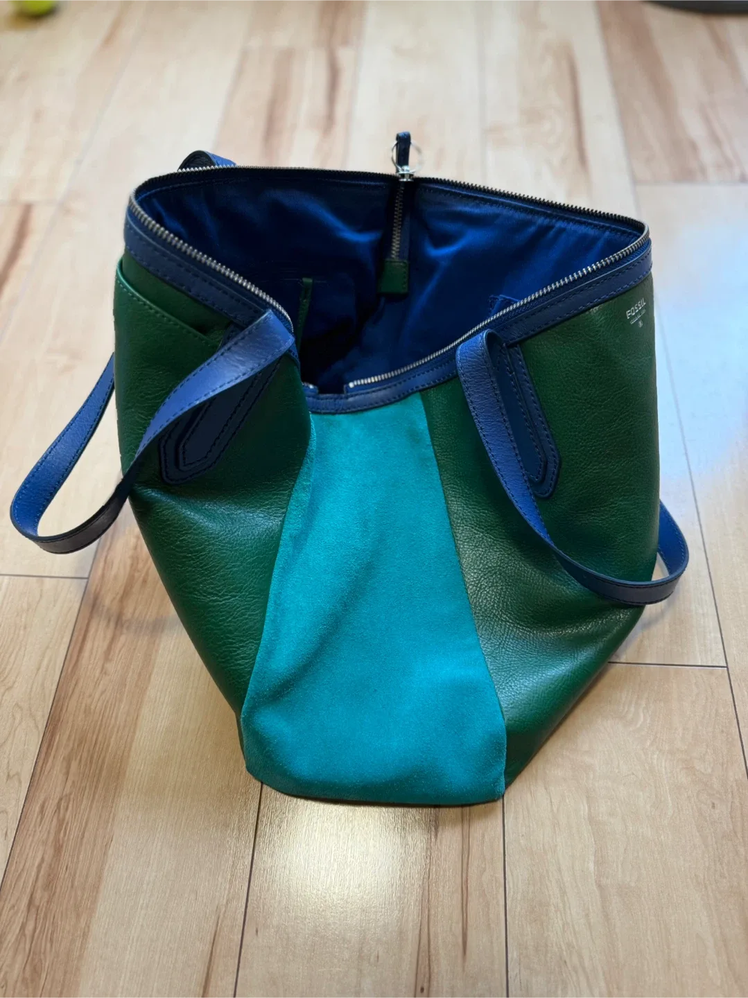 Fossil Tote Bag - Green & Blue image indicator(2)