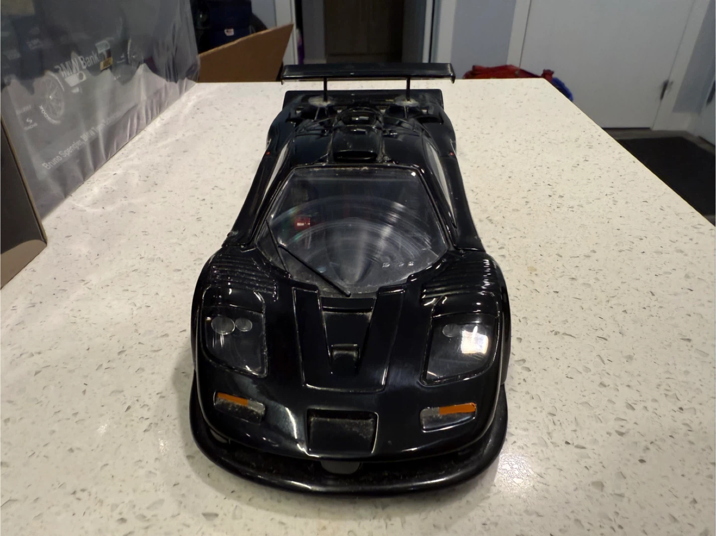 UT Models McLaren F1 GTR Long Tail Road Car - photo 2