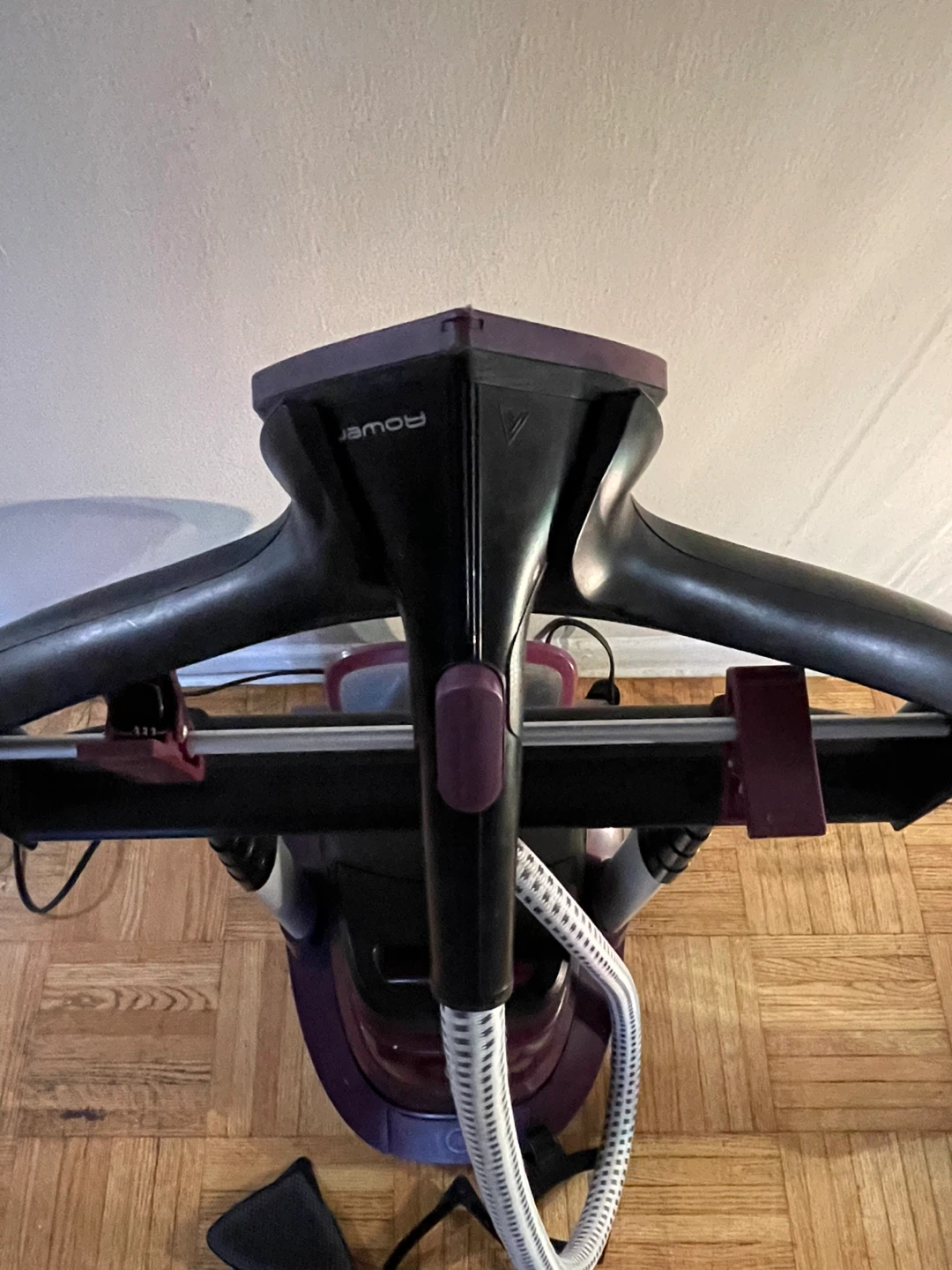 Rowenta Garment Steamer - photo 3