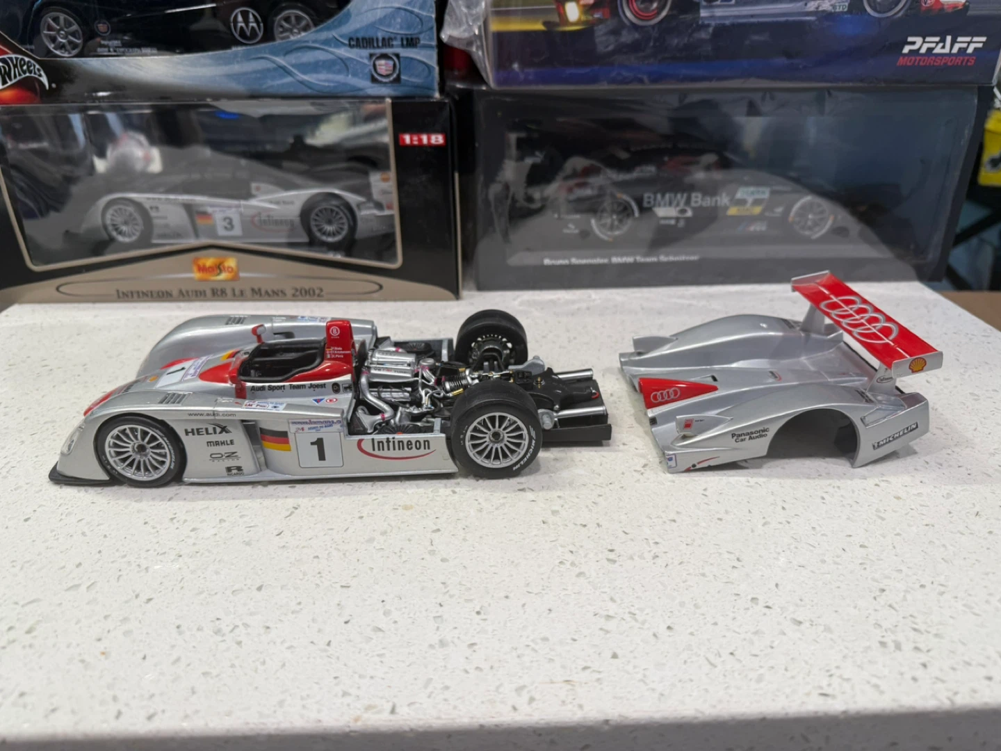 Maisto 2001 Audi R8 LMP900 Le Mans 24 Hours Racecar - photo 5