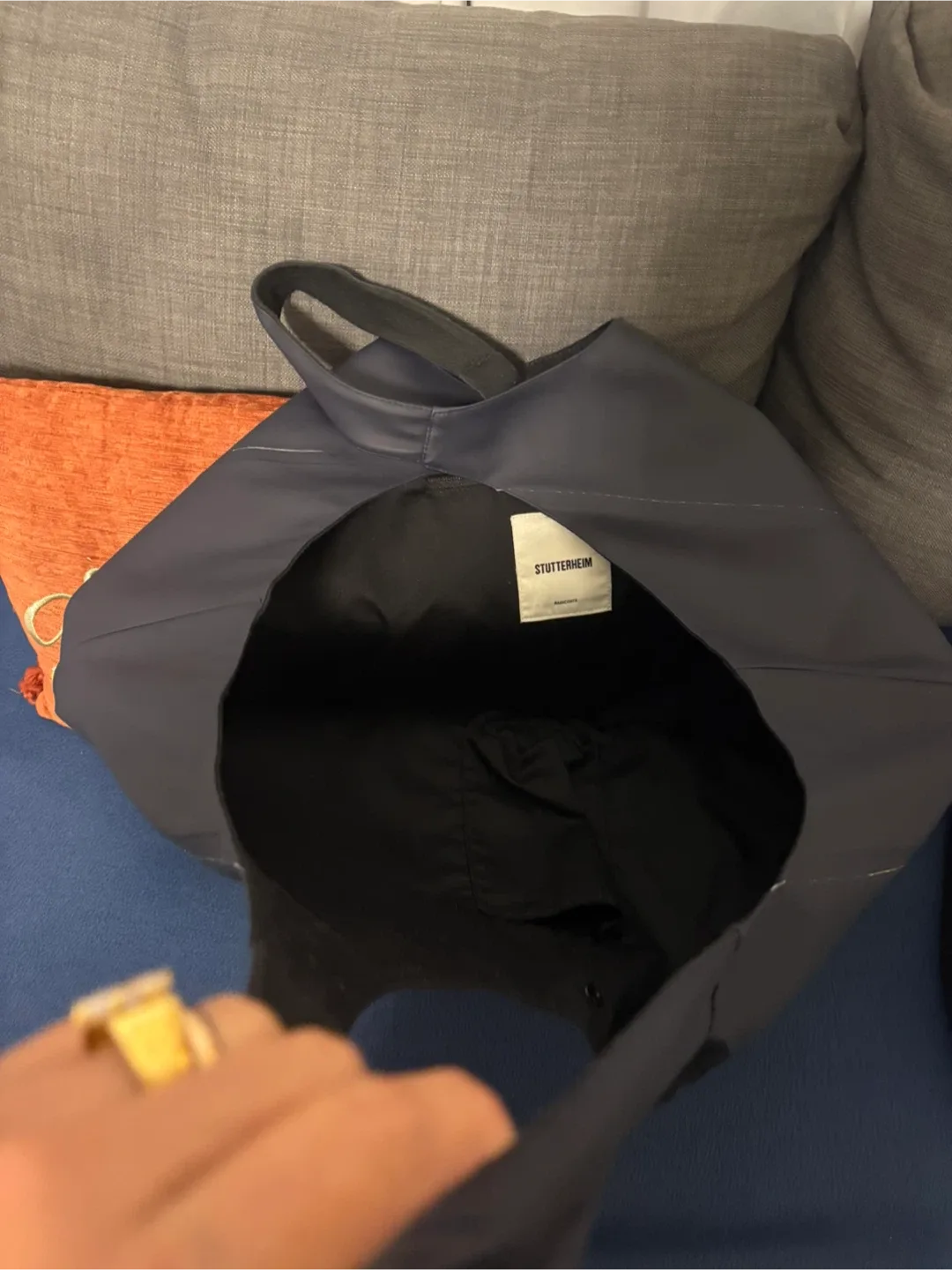 Stutterheim Svea Puffer Bag Matte Navy image indicator(4)