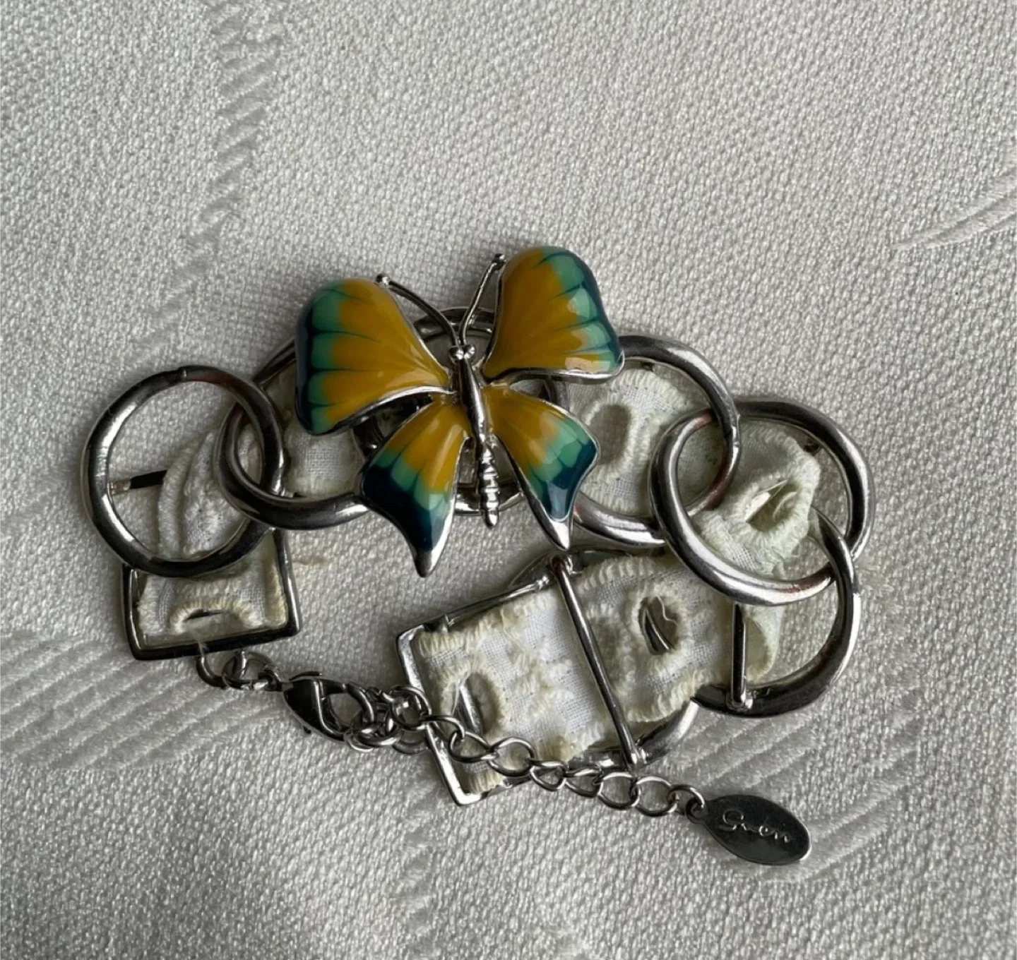 Guess Butterfly Chain Bracelet image indicator(2)