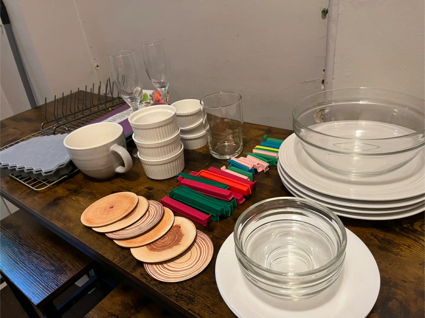 Mixed Kitchenware Set: Bowls, Plates, Glasses, & More image indicator(2)